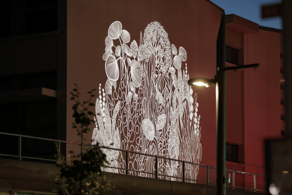quartiers-lumieres-GRSM Projection graphique lumineuse sur façade Grande Rue Saint-Michel